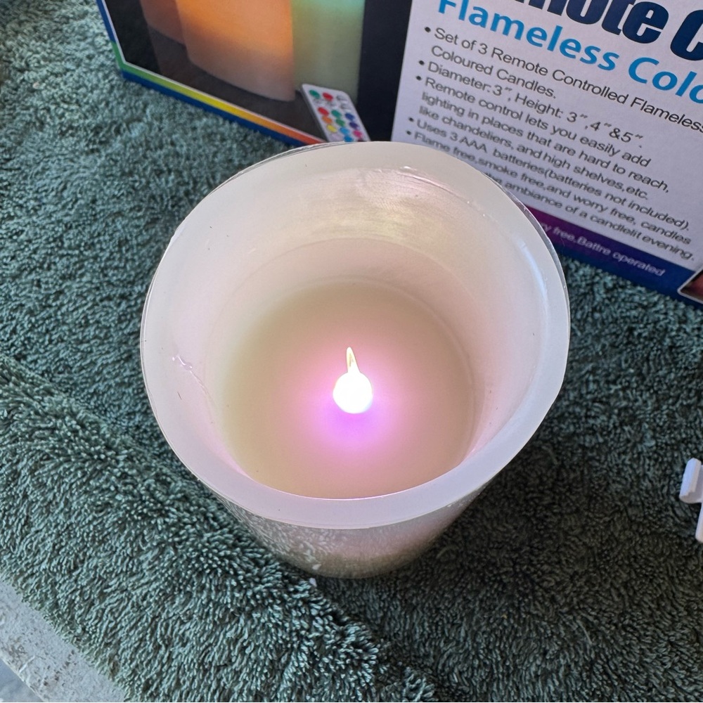 Two Elephants Remote Controlled Flameless Colored Candles Set of 3 BRAND NEW - Picture 4 of 4